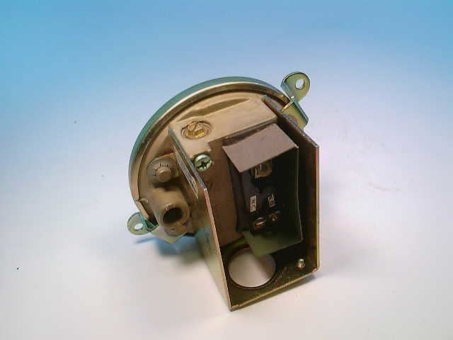 1900-1MR Dwyer Pressure Switch Manual Reset