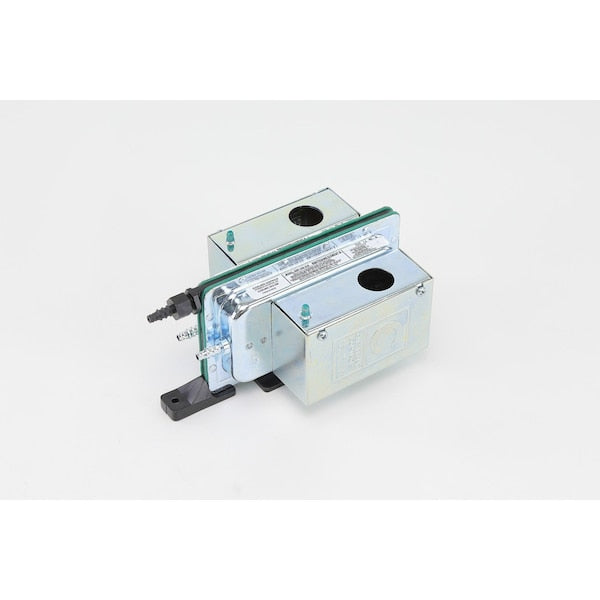 DDP-109-318 Cleveland Controls Pressure Switch