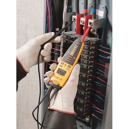 Fluke Fluke-T+Pro VoltageDetector/Tester, 9.99 kiloohm, IP40