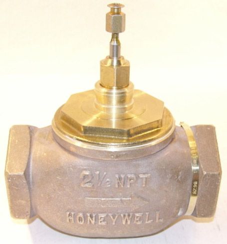 V5011F1105 Honeywell 2-1/2 inch water valve (NPT) with 63 Cv