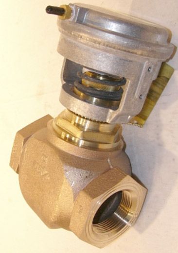 VG7241RT+3008D Johnson Controls Pneumatic Actuator with Brass Trim Globe Valve